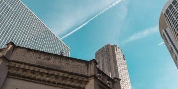 Fed holds rates